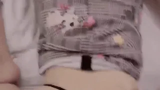 黑丝娇妻前后双穴齐插高潮喷水