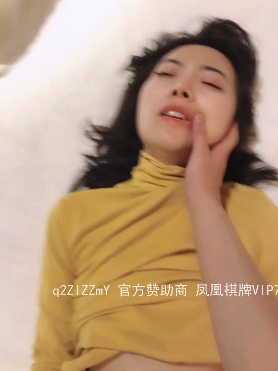 00后女友酒店无套内射喷水求饶