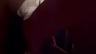 广州少妇骑大粗屌扭腰喷水