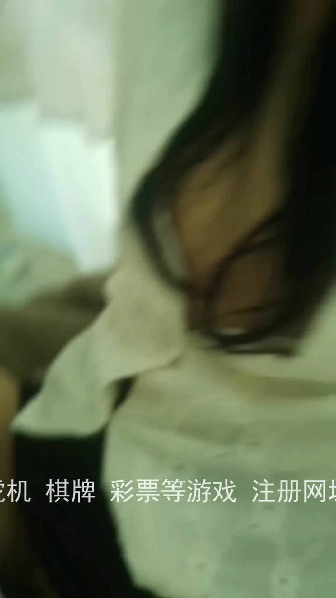 真空上班老婆下班玄关猛插喷水