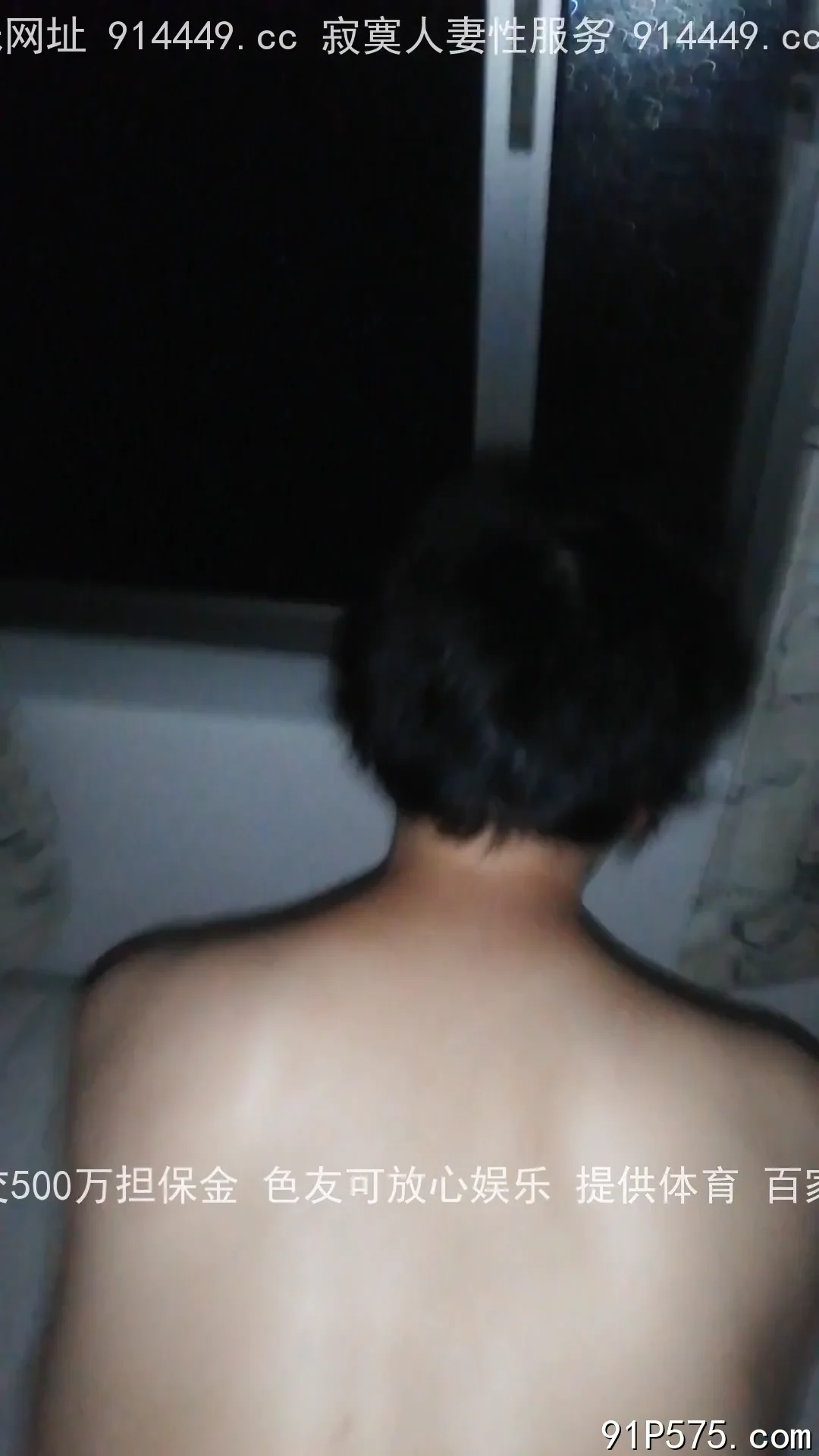 窗前热辣运动 阳光下尽情释放