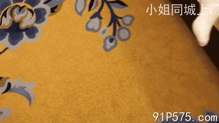 女友匡威白袜足交私享