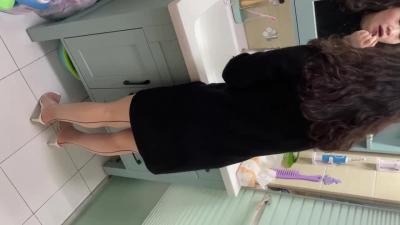 化完妆丝袜熟女阿姨气质诱人