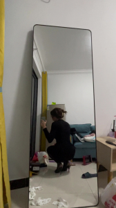 已婚女教师新年出轨Vlog首炮