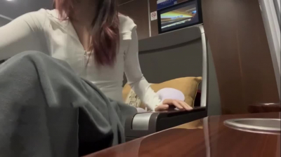 真实鸡婆一天：200斤金主压身后入