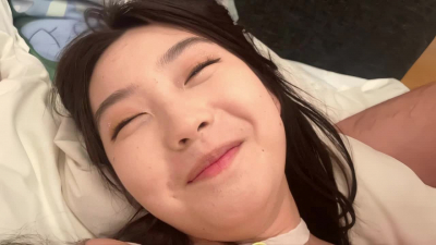 微胖熟女1V4轮战颜射吞精尿